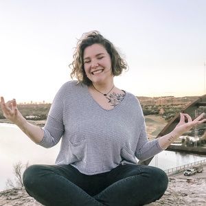 Meet your Posher, Adriana